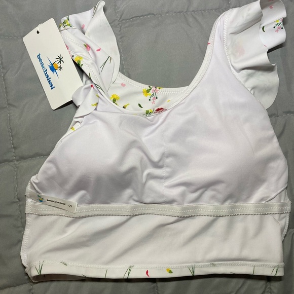 NWT Beachsissi Ruffle Shoulder Flower Swim Top. Size Small - Picture 9 of 9